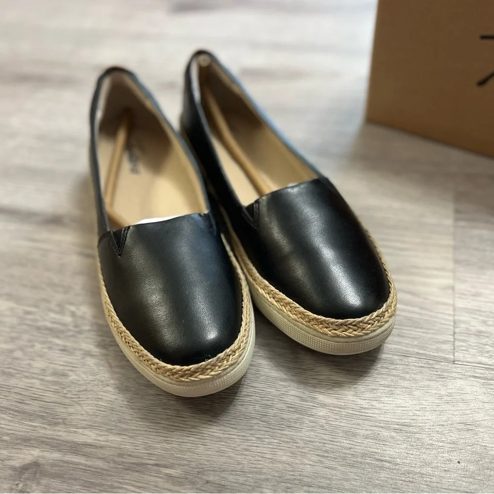 Trotters Accent Espadrille Slip-On size 8